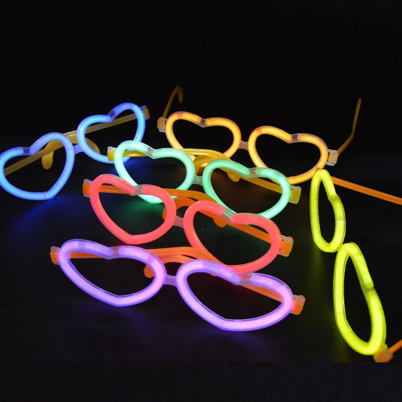 20 Zestawów Świątecznych, Świe – Glow In The Dark Party Glasses recenzja i cena